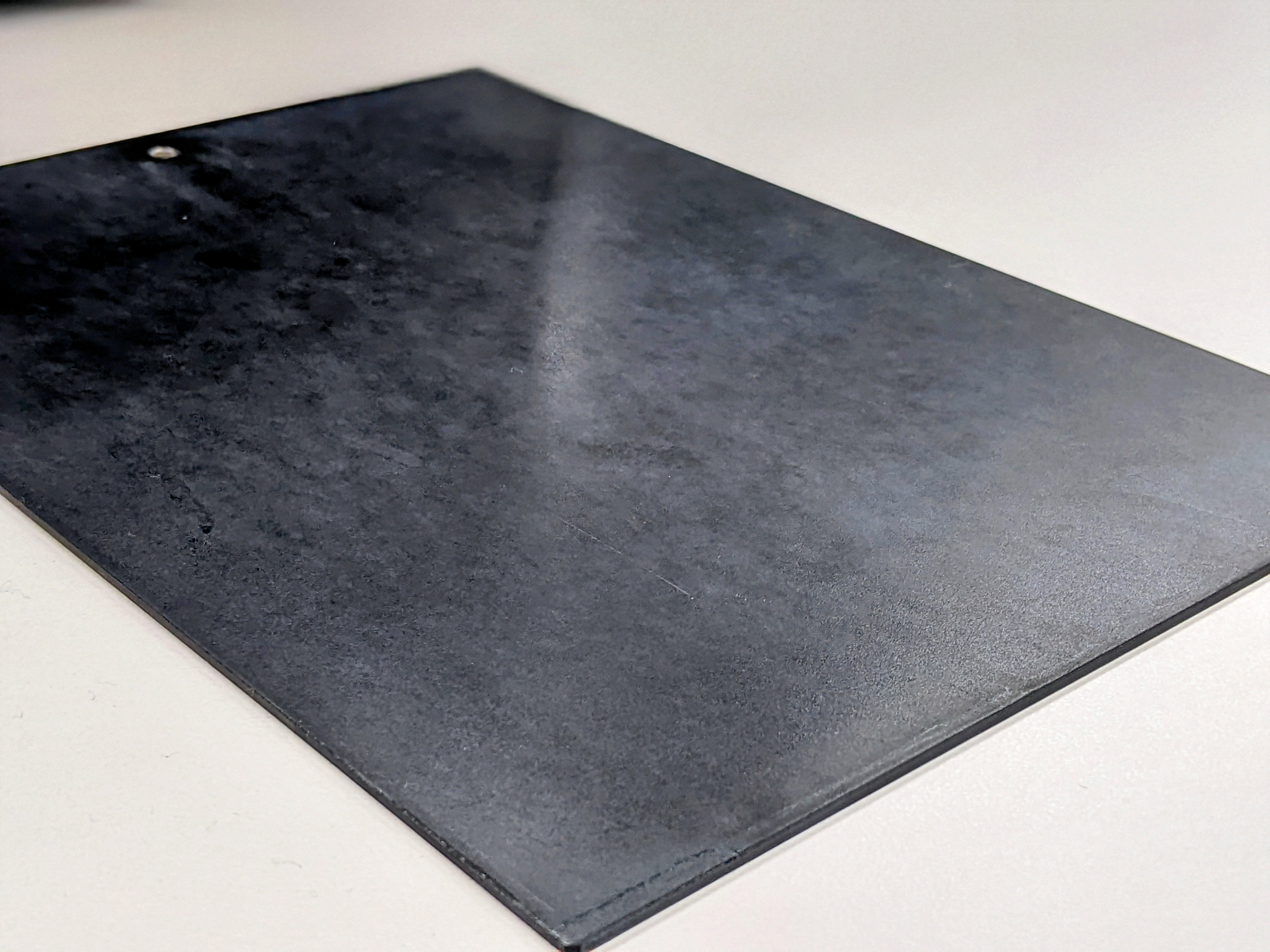 黒色3価クロム化成皮膜処理（3価黒クロメート） 